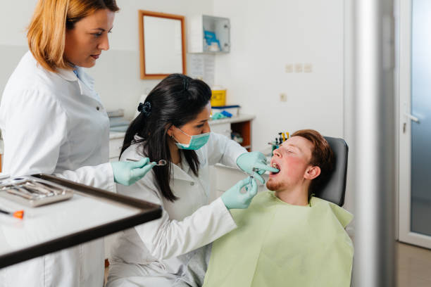 Best Cracked Tooth Emergency Dentist  in Fairmont City, IL